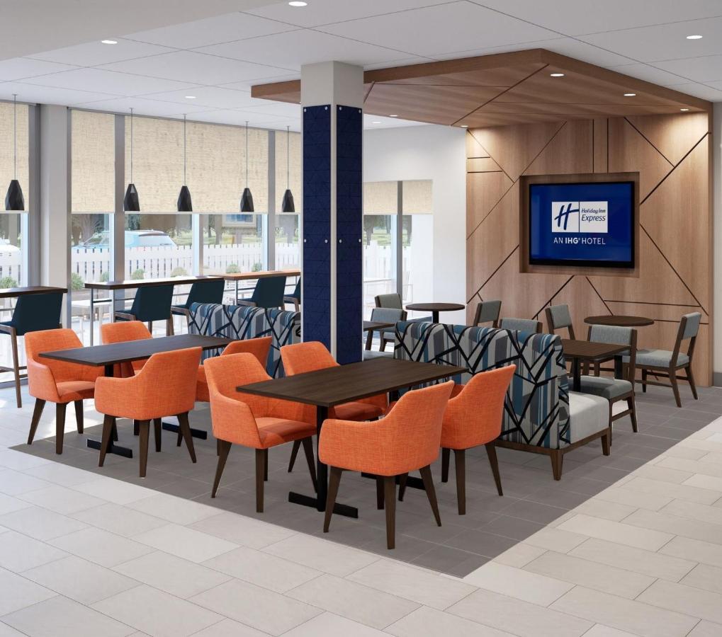 Holiday Inn Express & Suites Reedsburg - Dells Area By Ihg Екстер'єр фото