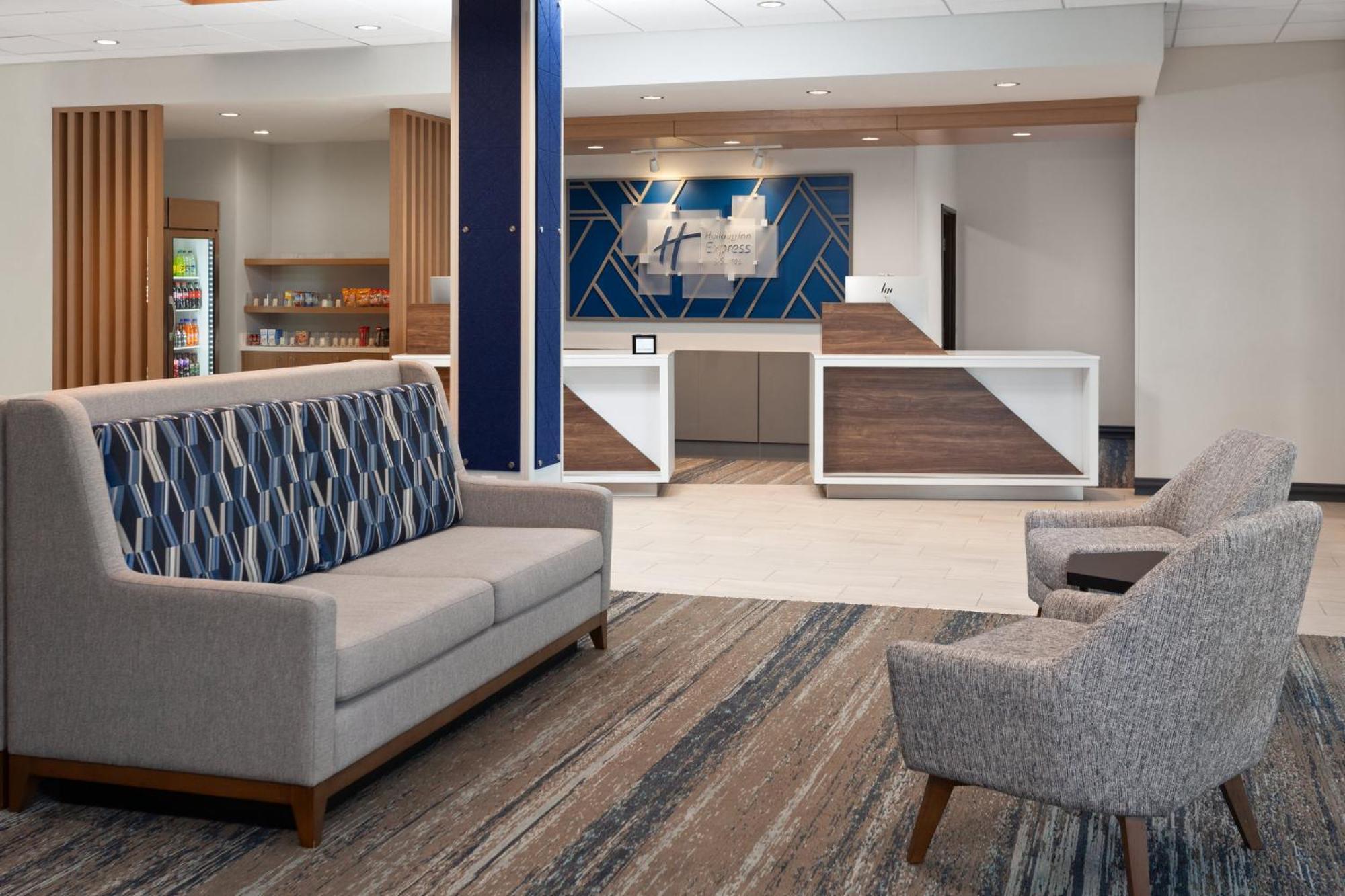 Holiday Inn Express & Suites Reedsburg - Dells Area By Ihg Екстер'єр фото