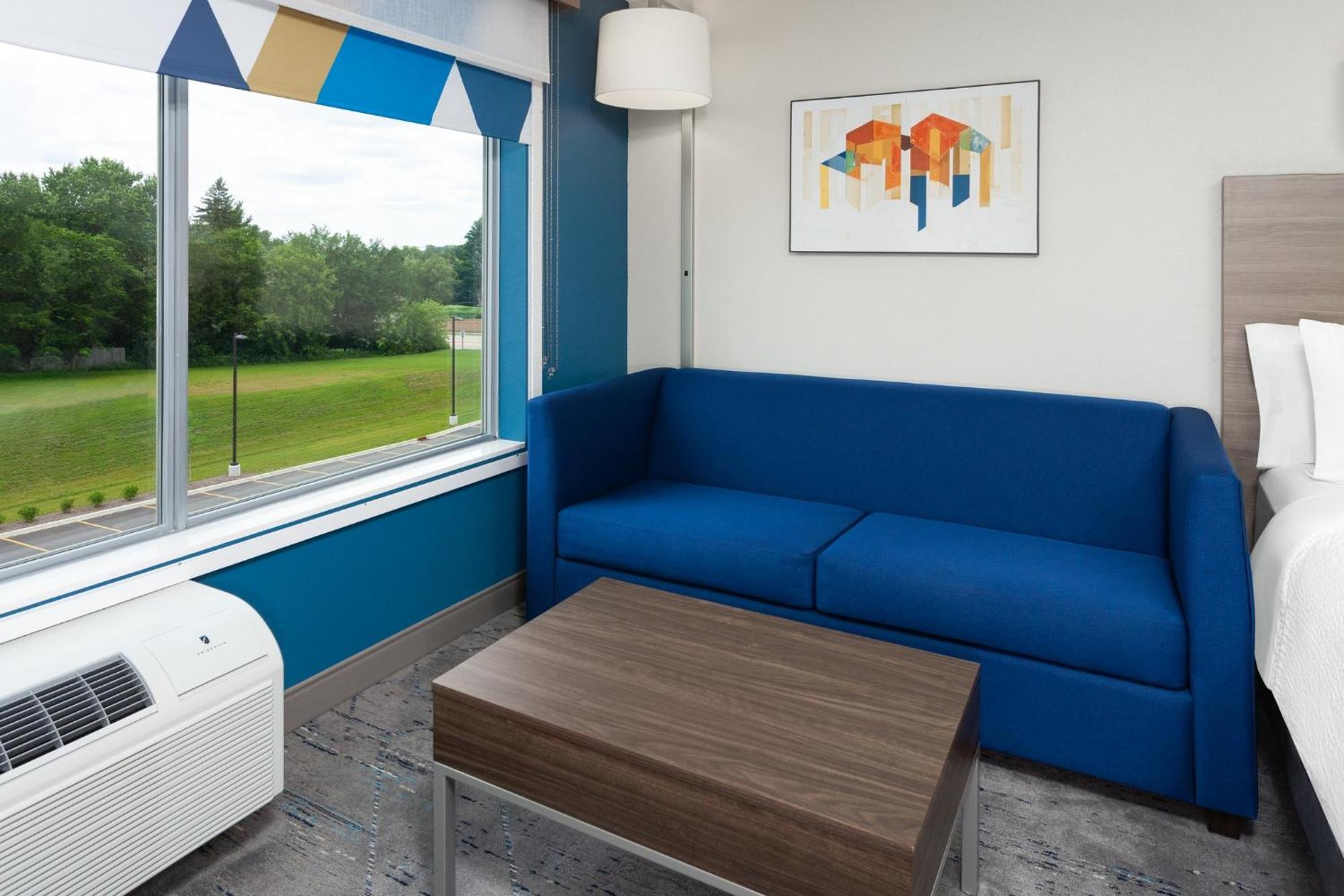 Holiday Inn Express & Suites Reedsburg - Dells Area By Ihg Екстер'єр фото