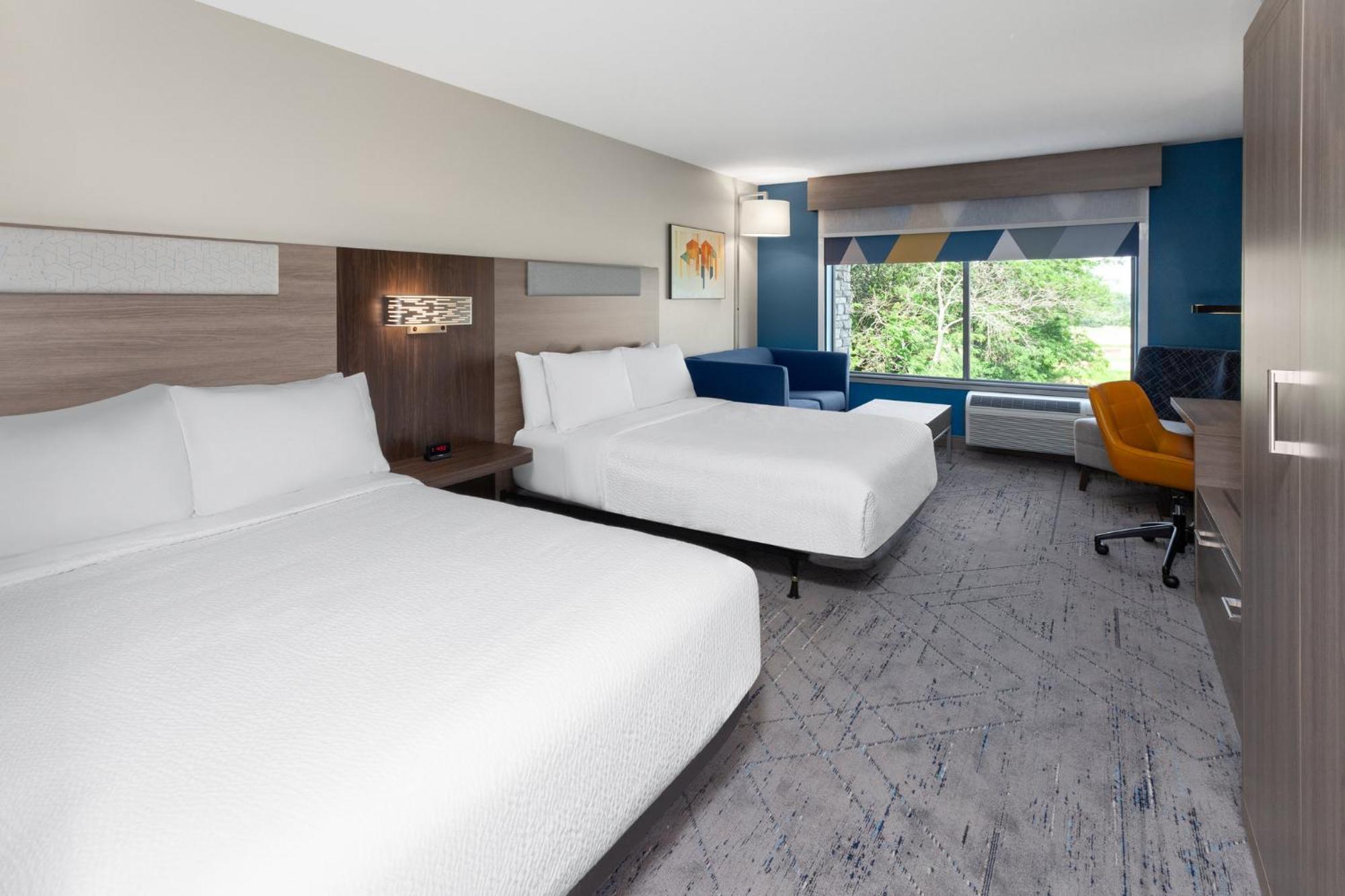 Holiday Inn Express & Suites Reedsburg - Dells Area By Ihg Екстер'єр фото